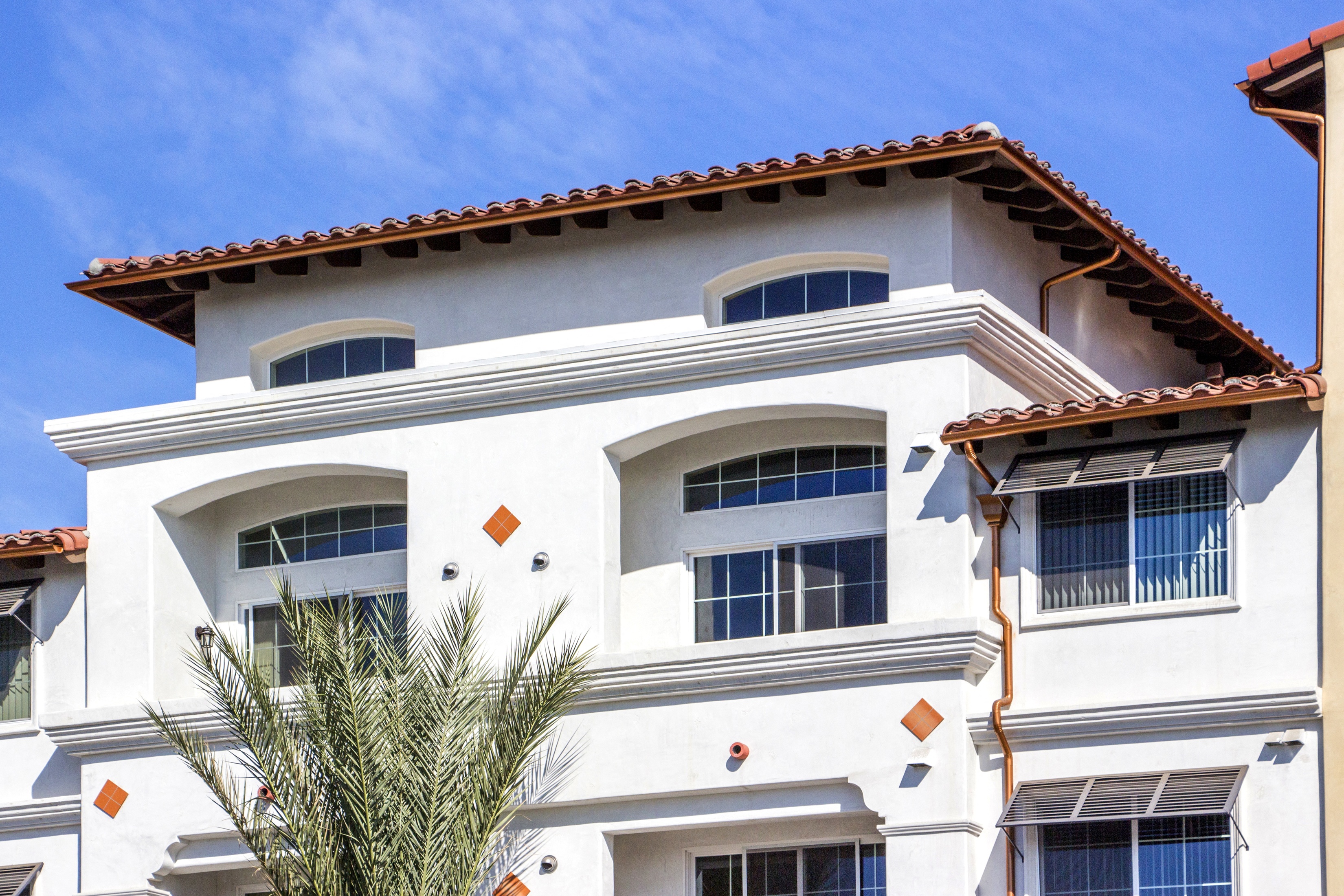 Le Blanc Apartments 1